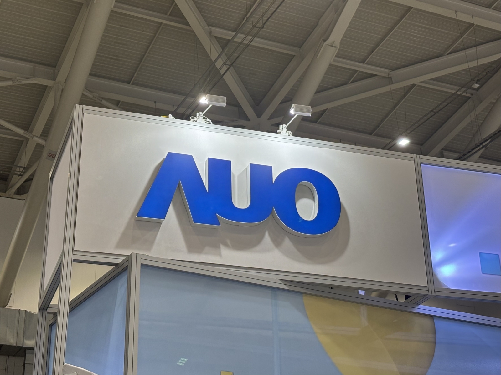 友達積極投入減廢與循環再利用，設定2030年達成塑膠中和目標。