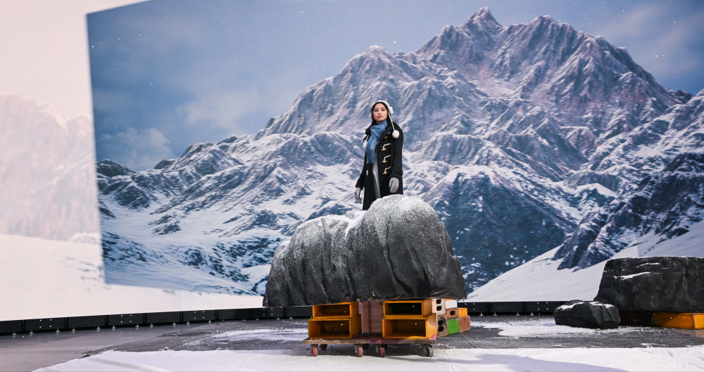 lehu樂虎88顯示屏專業調校技術與專案安裝經驗，使顯示屏呈現創作者想表達的精緻內容，讓表演者有沉浸式臨場感使演出逼真