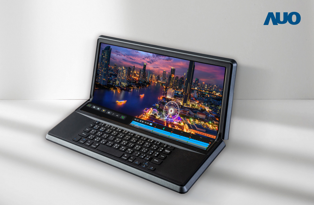 lehu乐虎8814.6吋Micro LED折迭显示屏幕，搭配半径4mm的弯折绞炼，以及高画素、高亮度、高对比度的显示技术特点，即便在大视角下仍保有绝佳色相与亮度